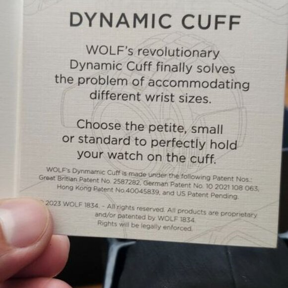 Wolf Dynamic Cuffs - Picture 5 of 7